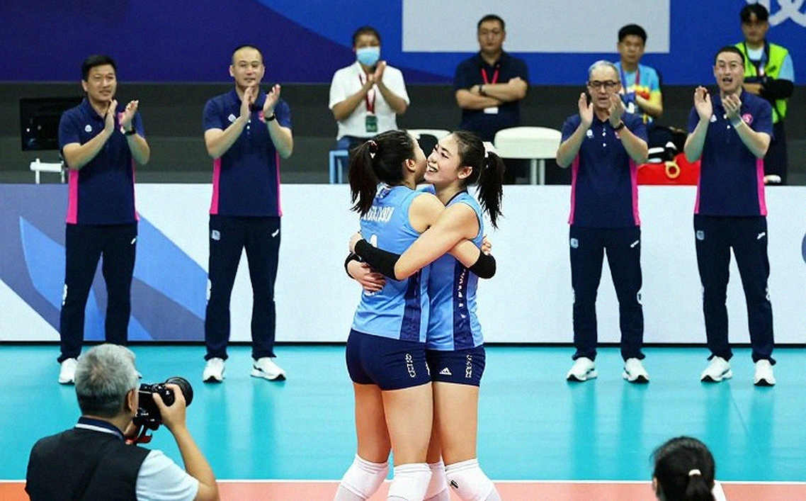Efeler và bài học từ những phút cuối: Khi Thổ Nhĩ Kỳ để số phận lại cho một trận đấu